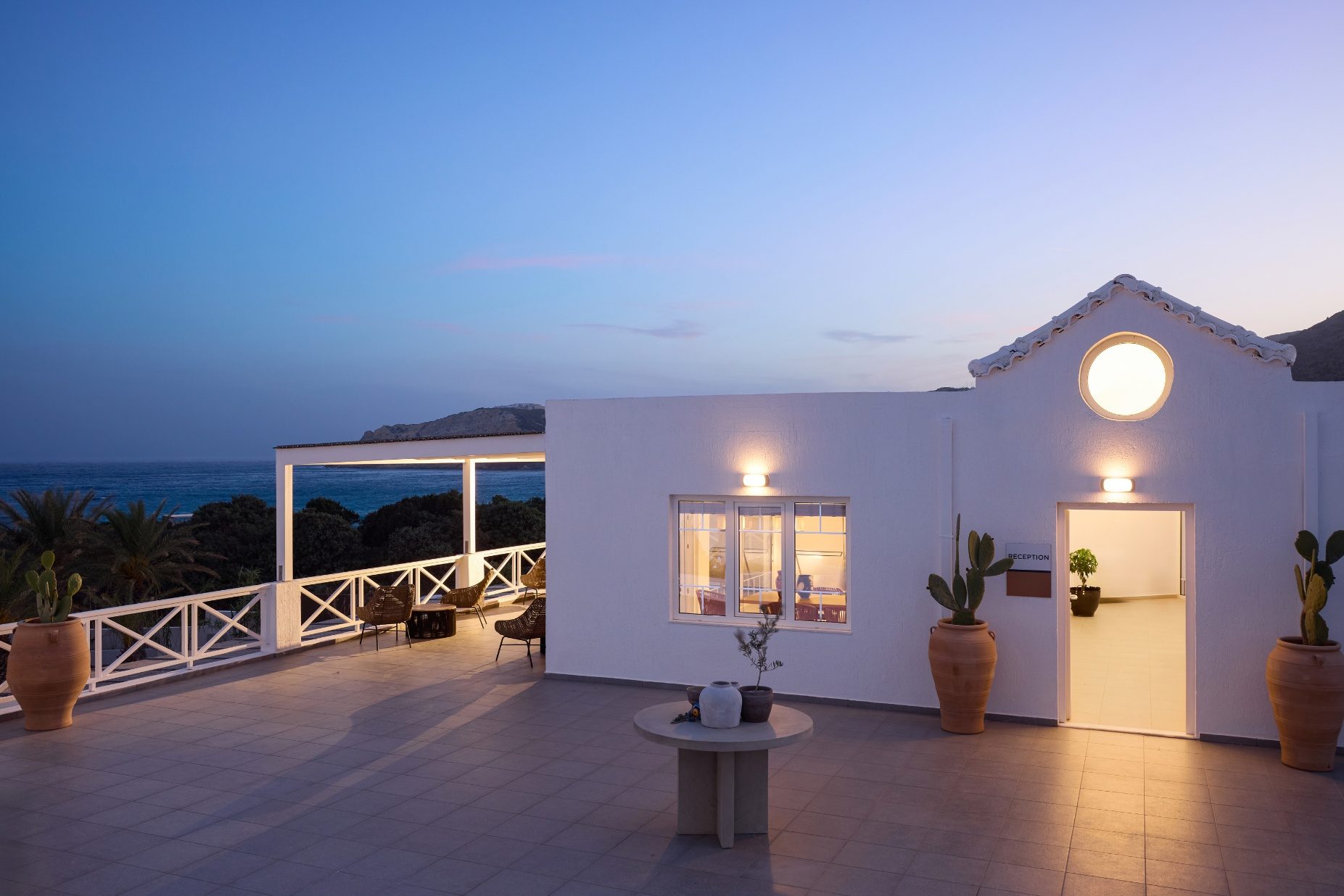 Golden Milos Reception